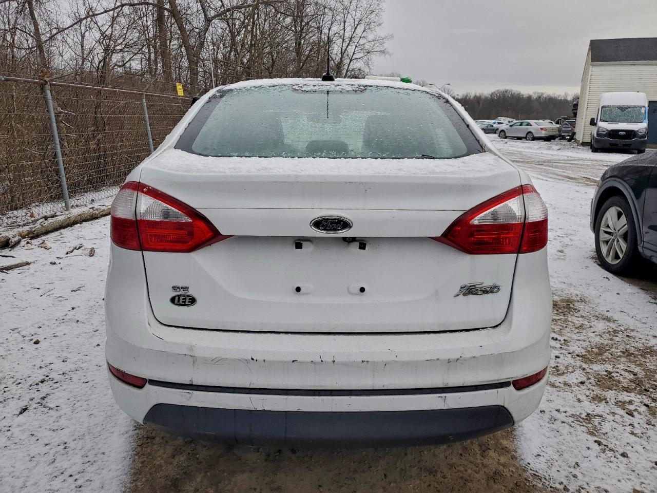 2019 FORD FIESTA SE photo 11