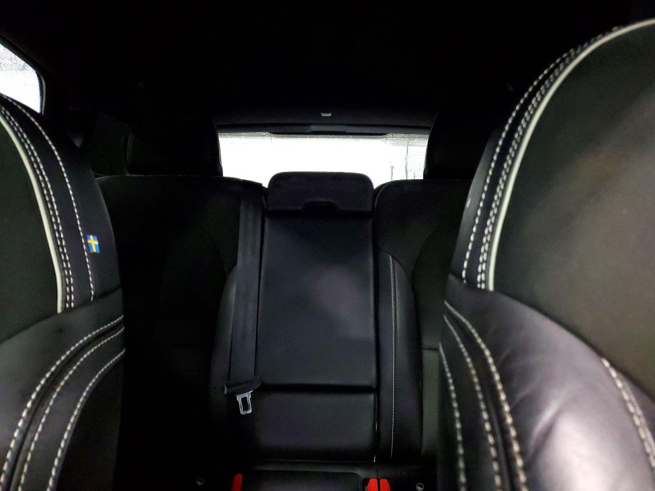 2019 VOLVO XC40 T5 MOMENTUM photo 10