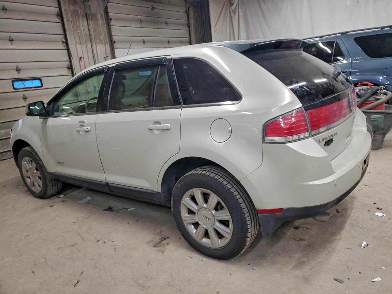 2007 LINCOLN MKX photo 2