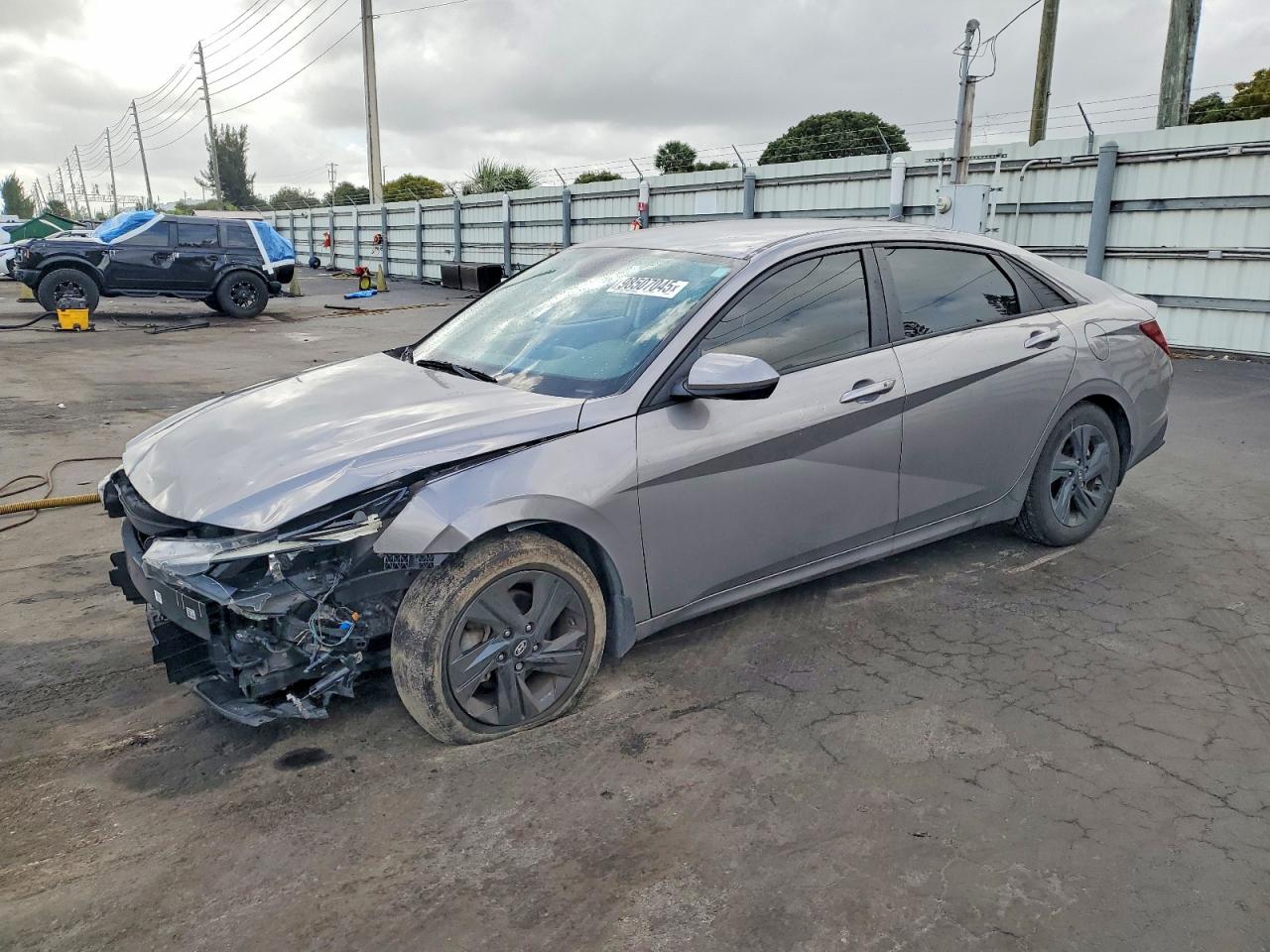 2022 HYUNDAI ELANTRA
