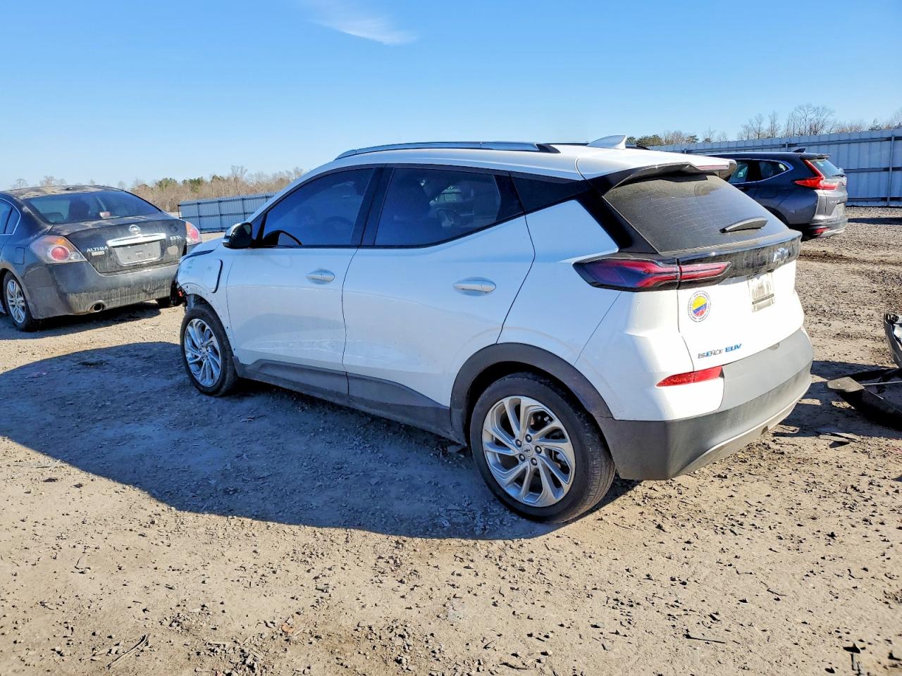 2023 CHEVROLET BOLT EUV LT photo 2