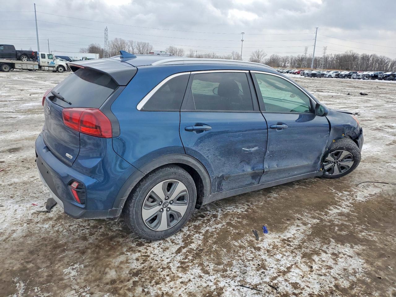 2020 KIA NIRO LX photo 3