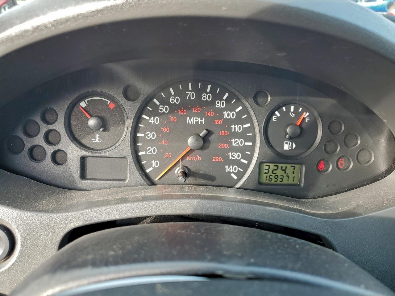 2005 FORD FOCUS ZX4 photo 9