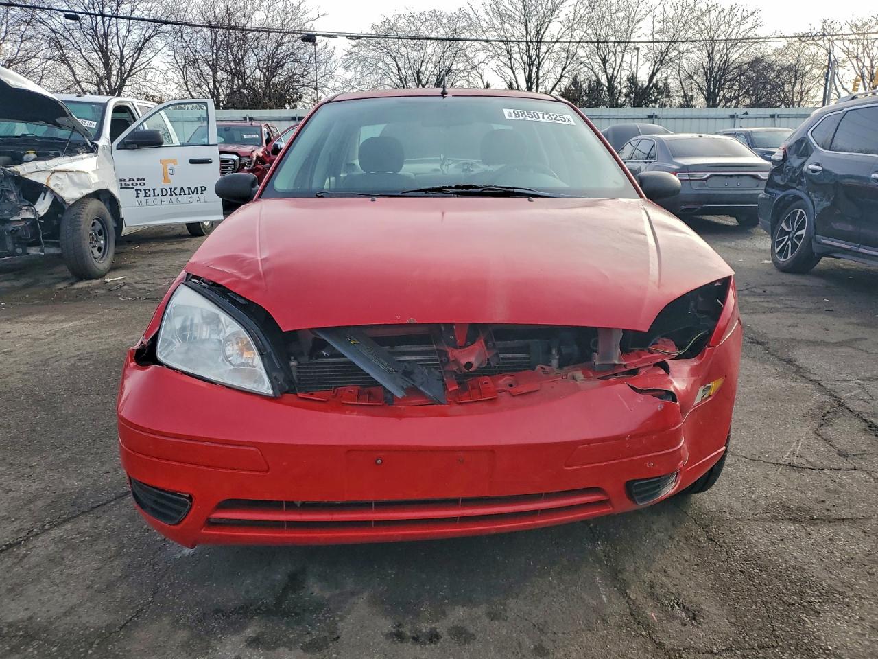 2005 FORD FOCUS ZX4 photo 5