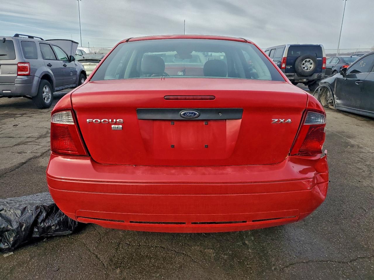 2005 FORD FOCUS ZX4 photo 6