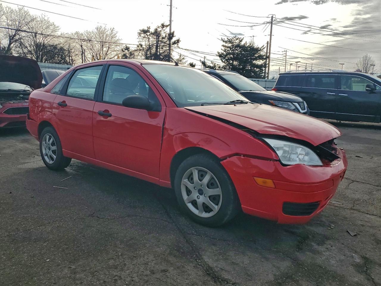 2005 FORD FOCUS ZX4 photo 4