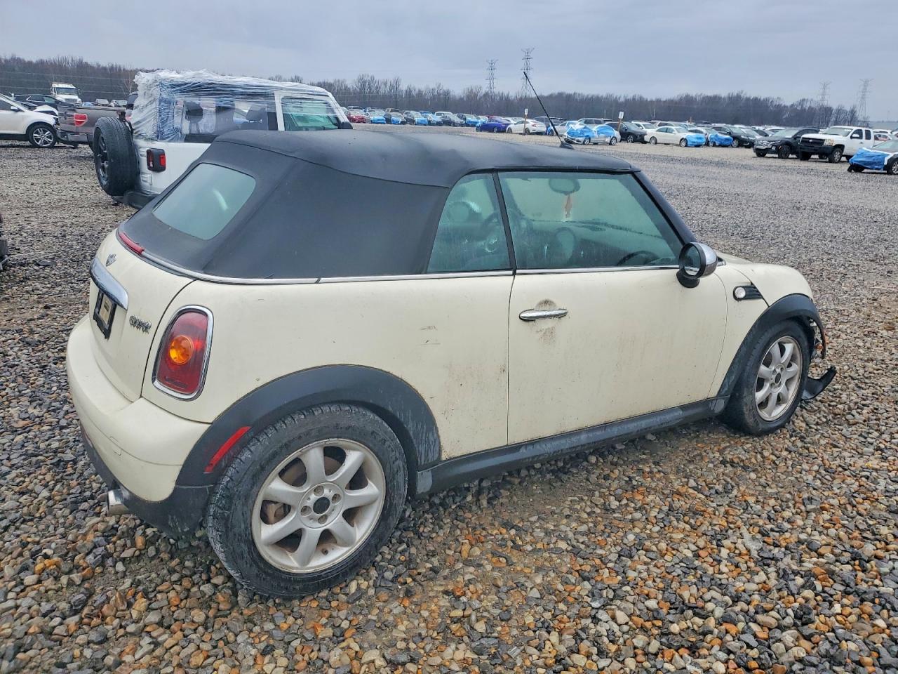 2009 MINI COOPER photo 5