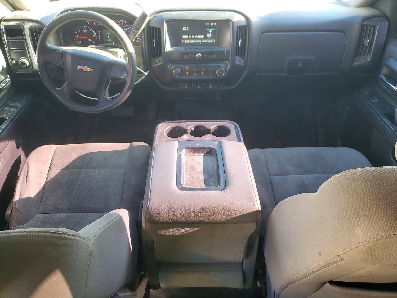 2018 CHEVROLET SILVERADO K1500 photo 8
