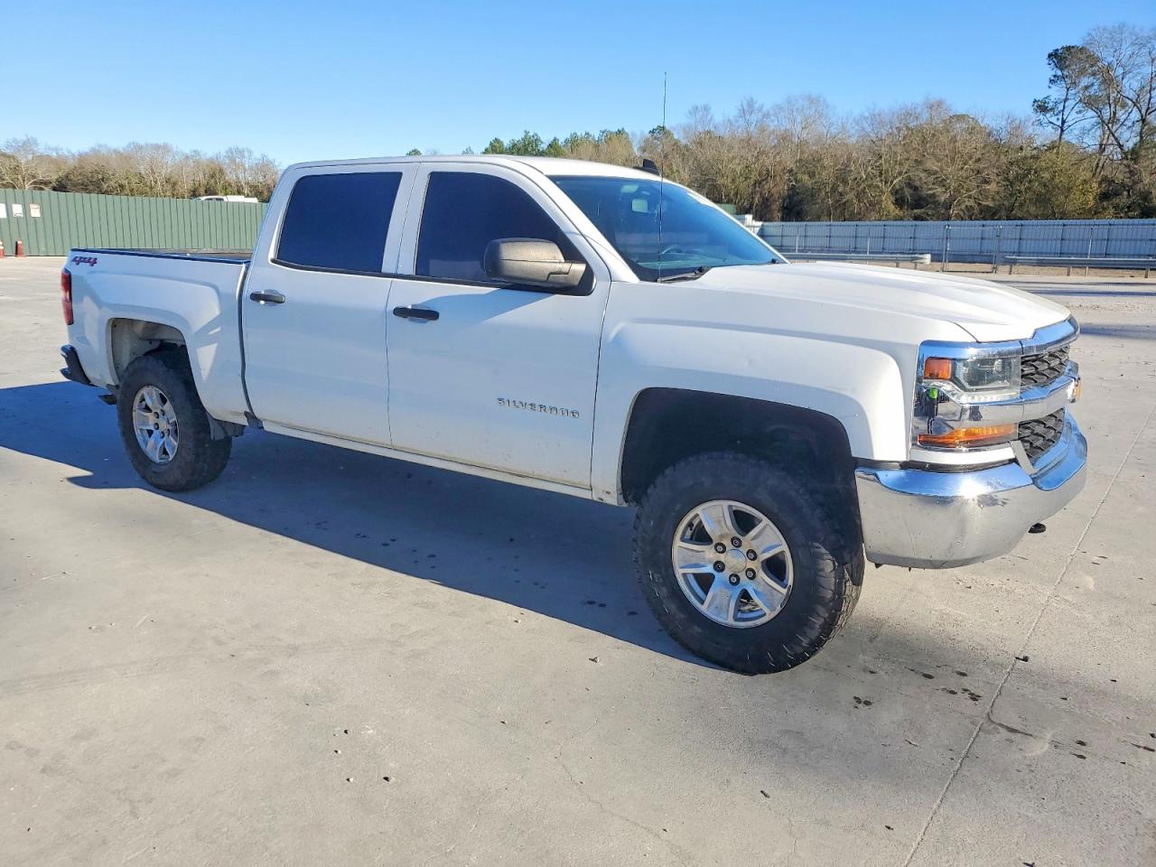 2018 CHEVROLET SILVERADO K1500 photo 4