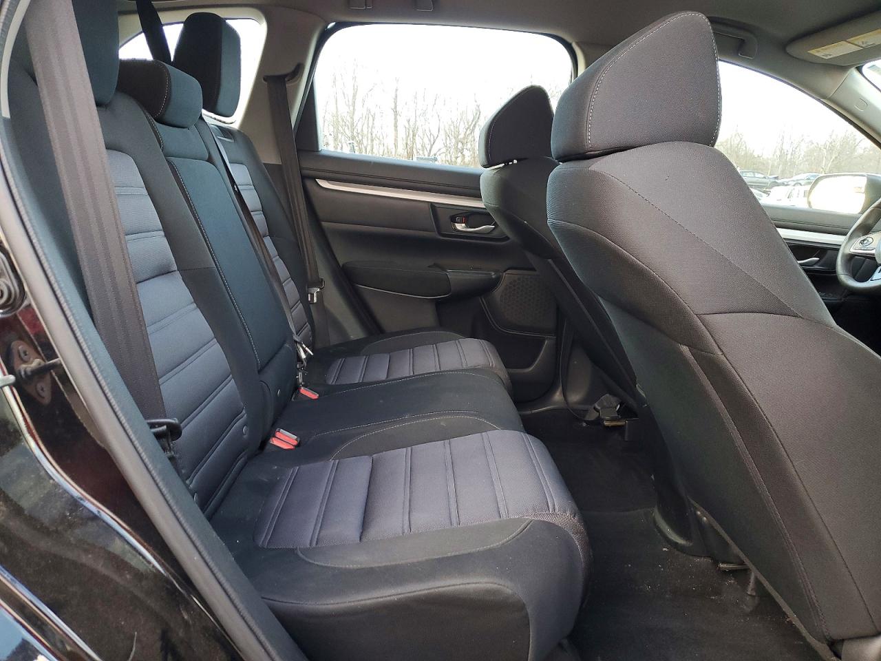2018 HONDA CR-V LX photo 11
