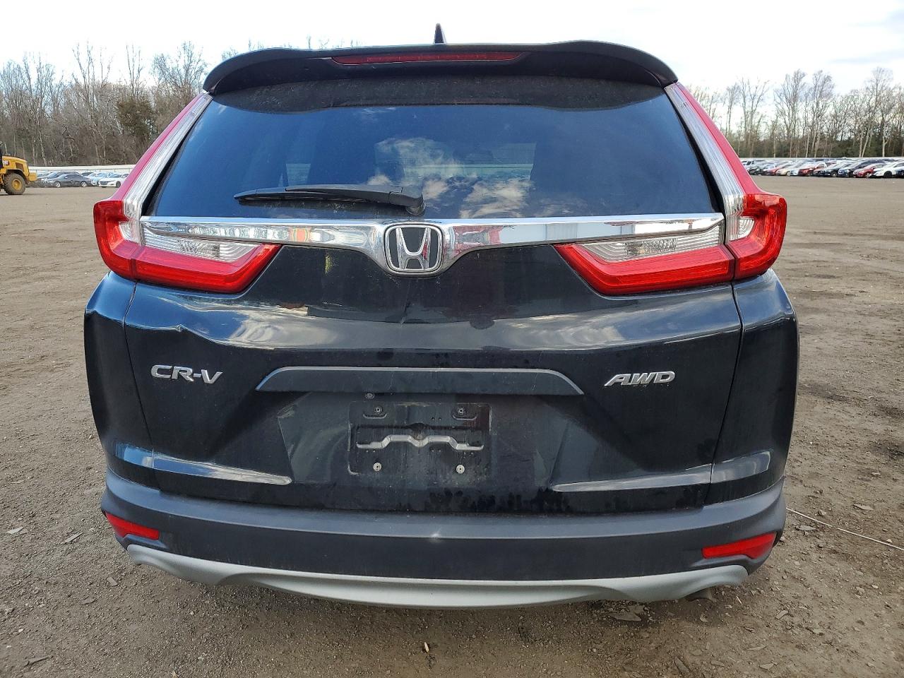 2018 HONDA CR-V LX photo 6