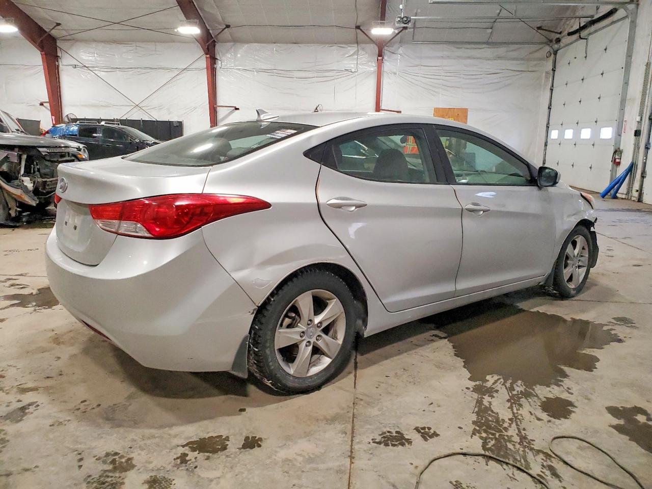 2013 HYUNDAI ELANTRA GLS photo 3
