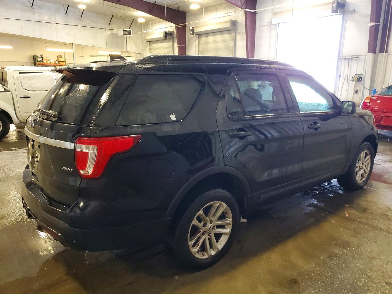 2016 FORD EXPLORER photo 3