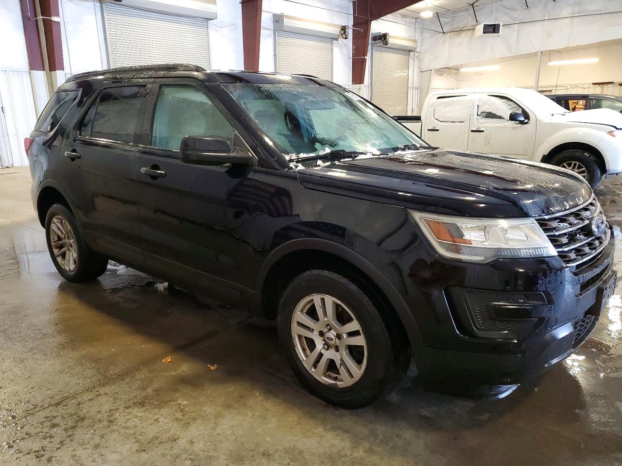 2016 FORD EXPLORER photo 4