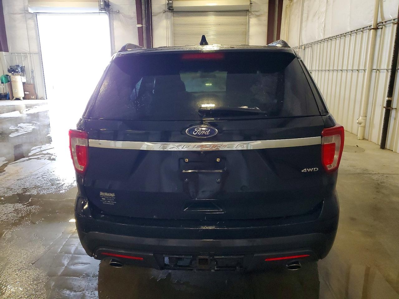 2016 FORD EXPLORER photo 6
