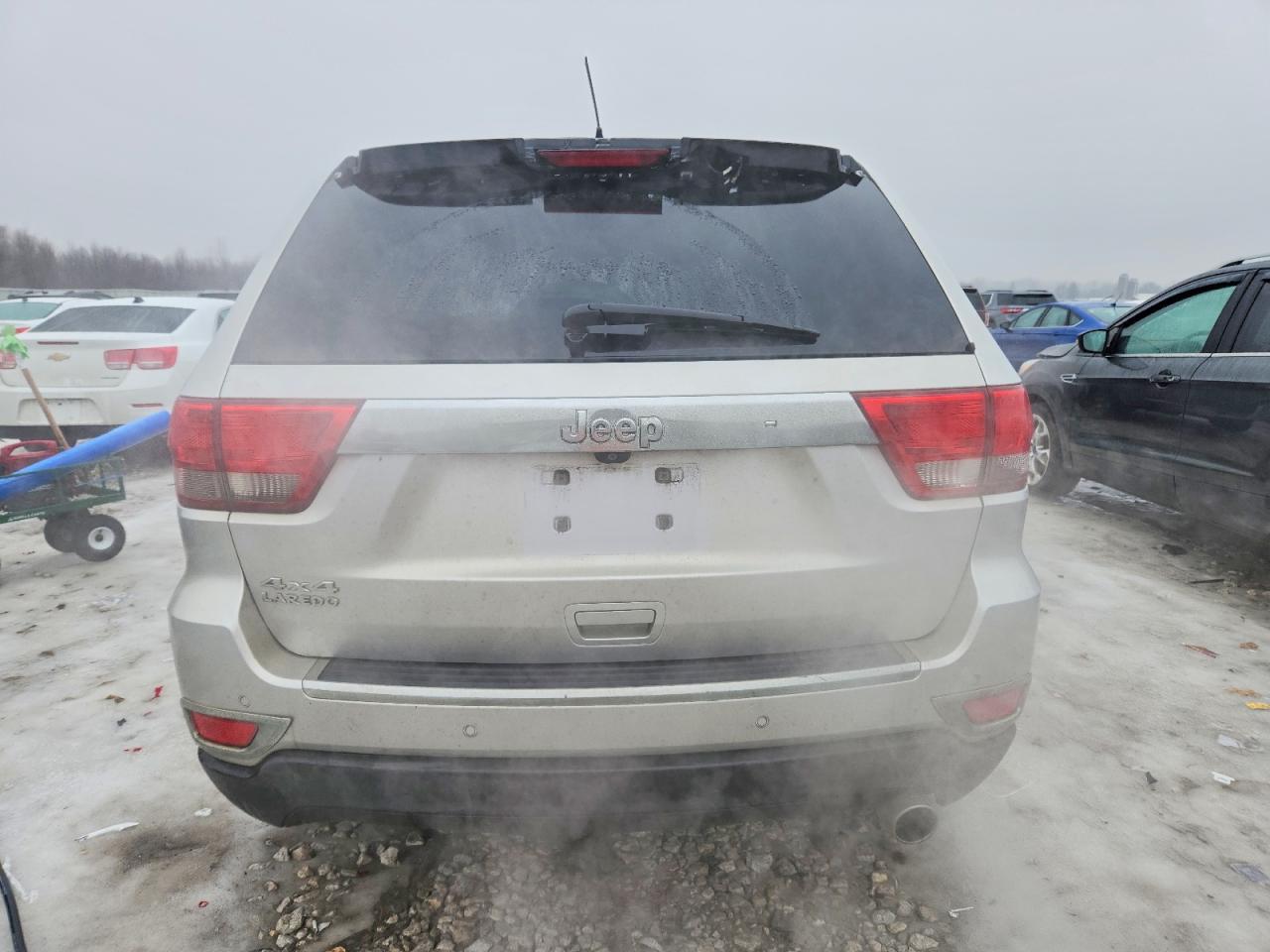 2012 JEEP GRAND CHEROKEE LAREDO photo 16