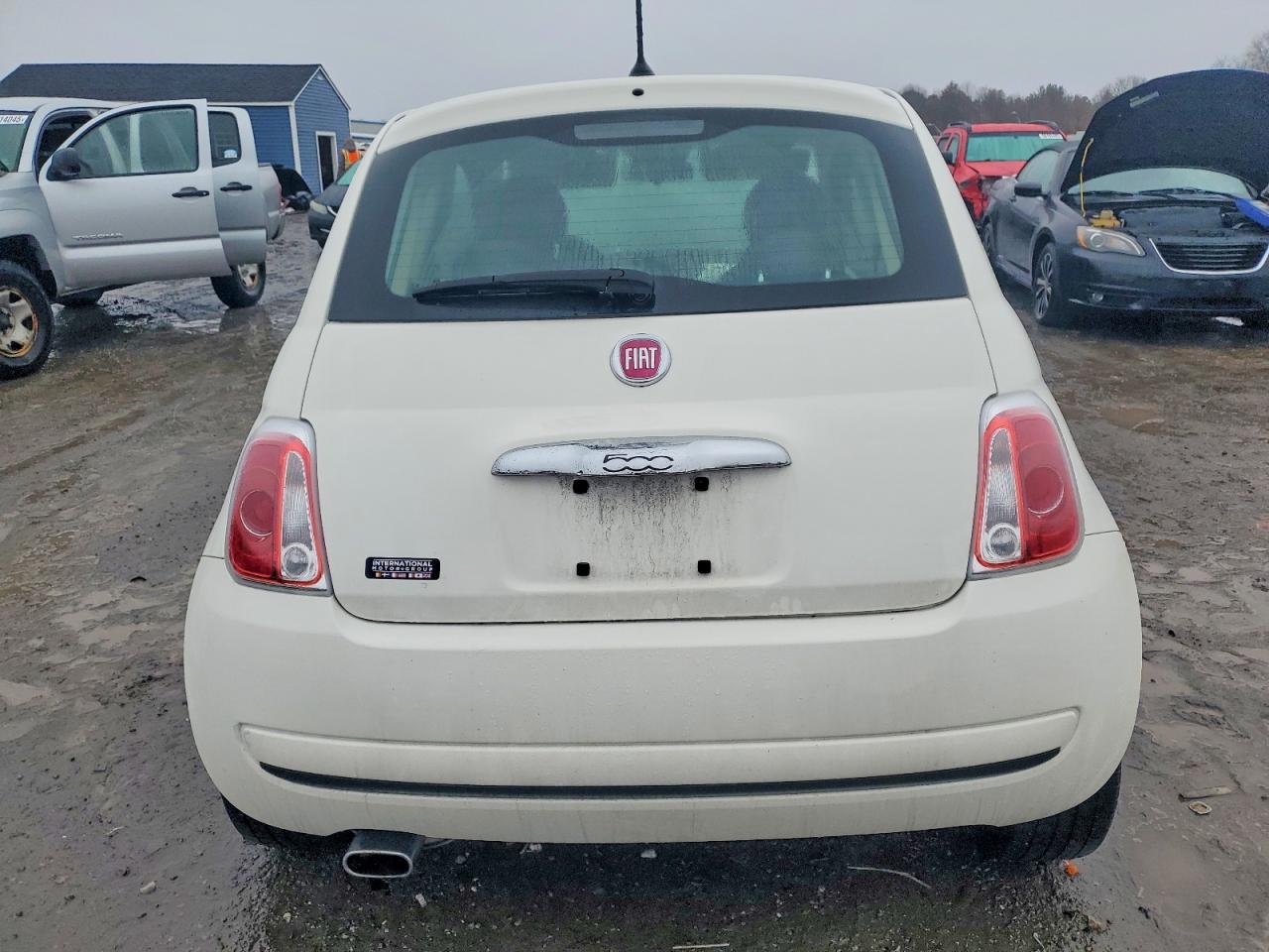 2015 FIAT 500 POP photo 6