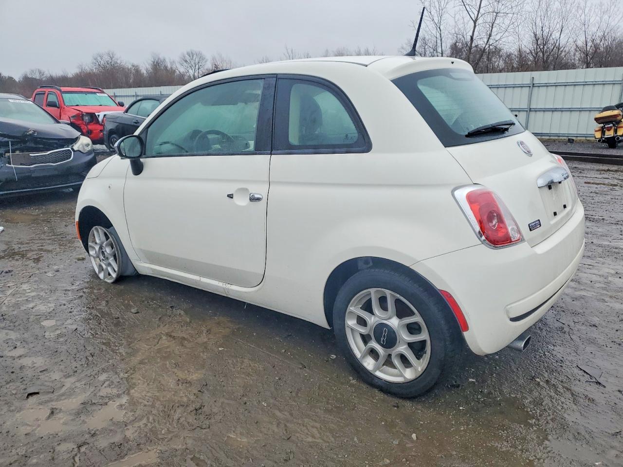 2015 FIAT 500 POP photo 2