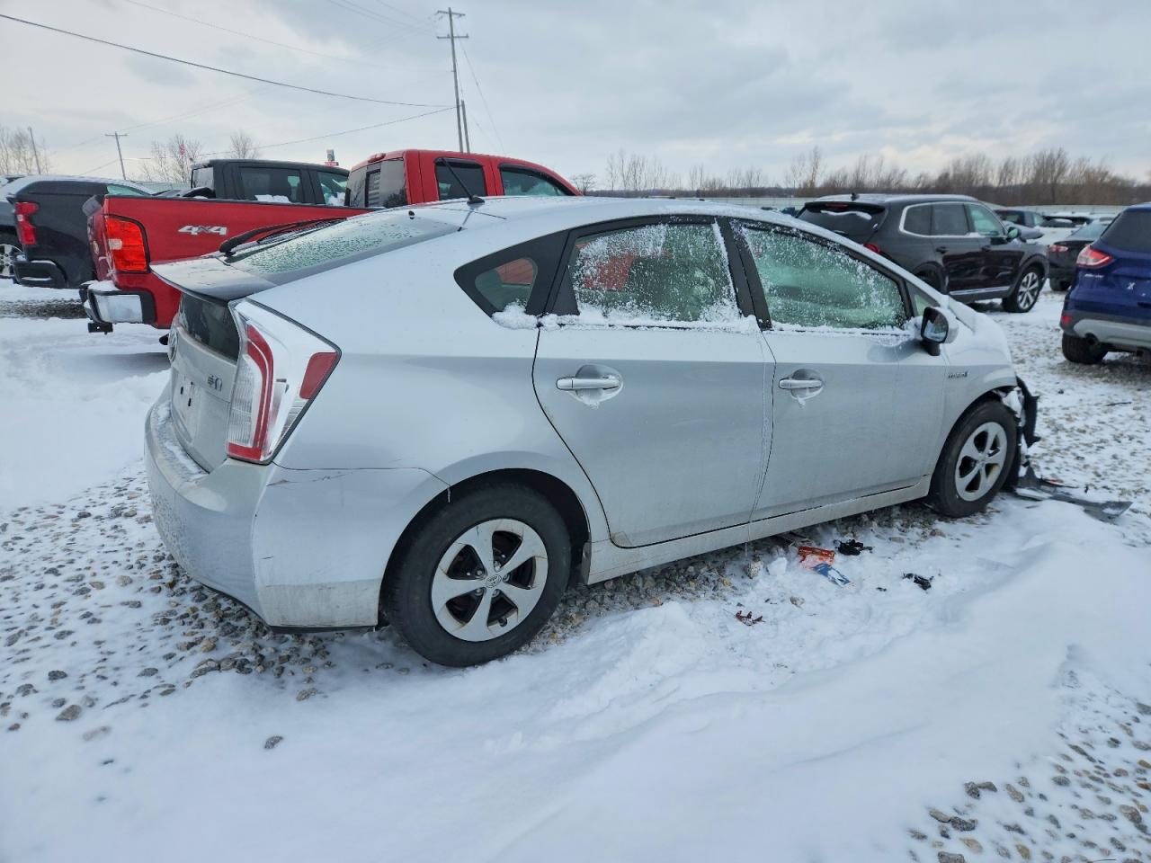 2013 TOYOTA PRIUS photo 3