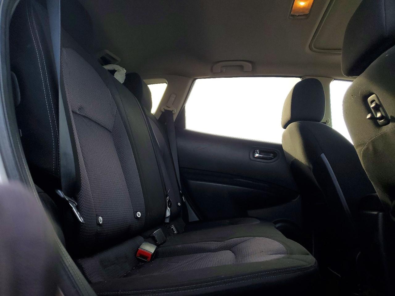 2011 NISSAN ROGUE S photo 11