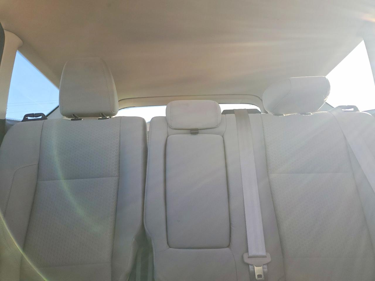 2017 FORD ESCAPE SE photo 19