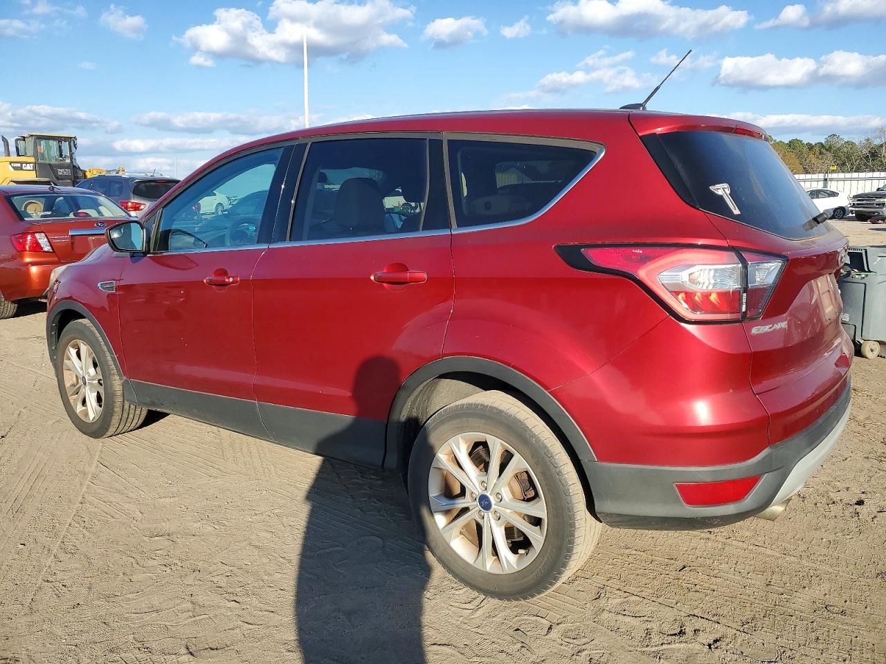 2017 FORD ESCAPE SE photo 3