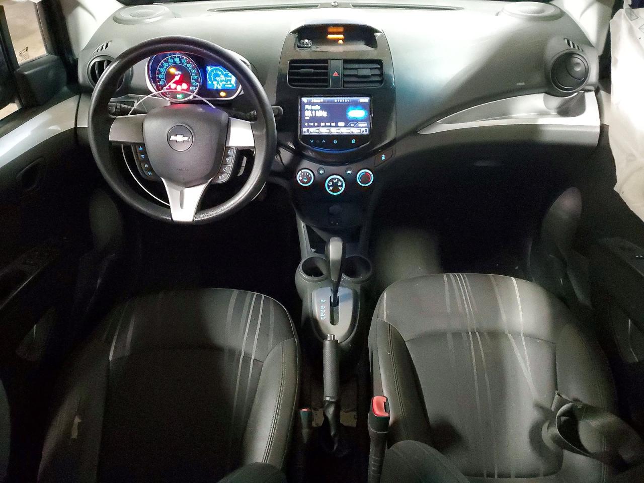 2015 CHEVROLET SPARK 1LT photo 8