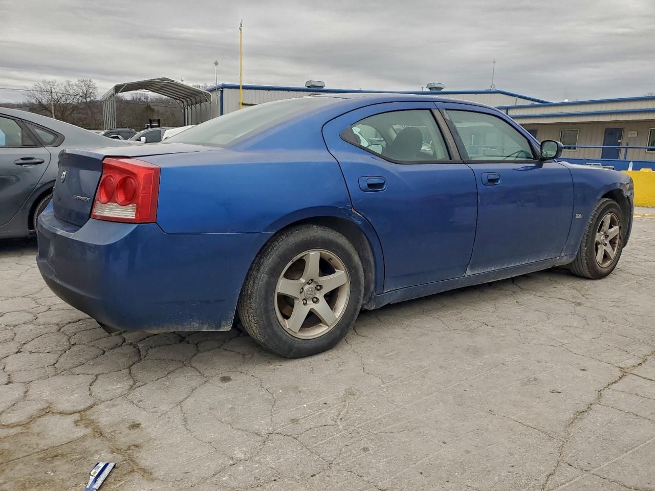 2010 DODGE CHARGER photo 3