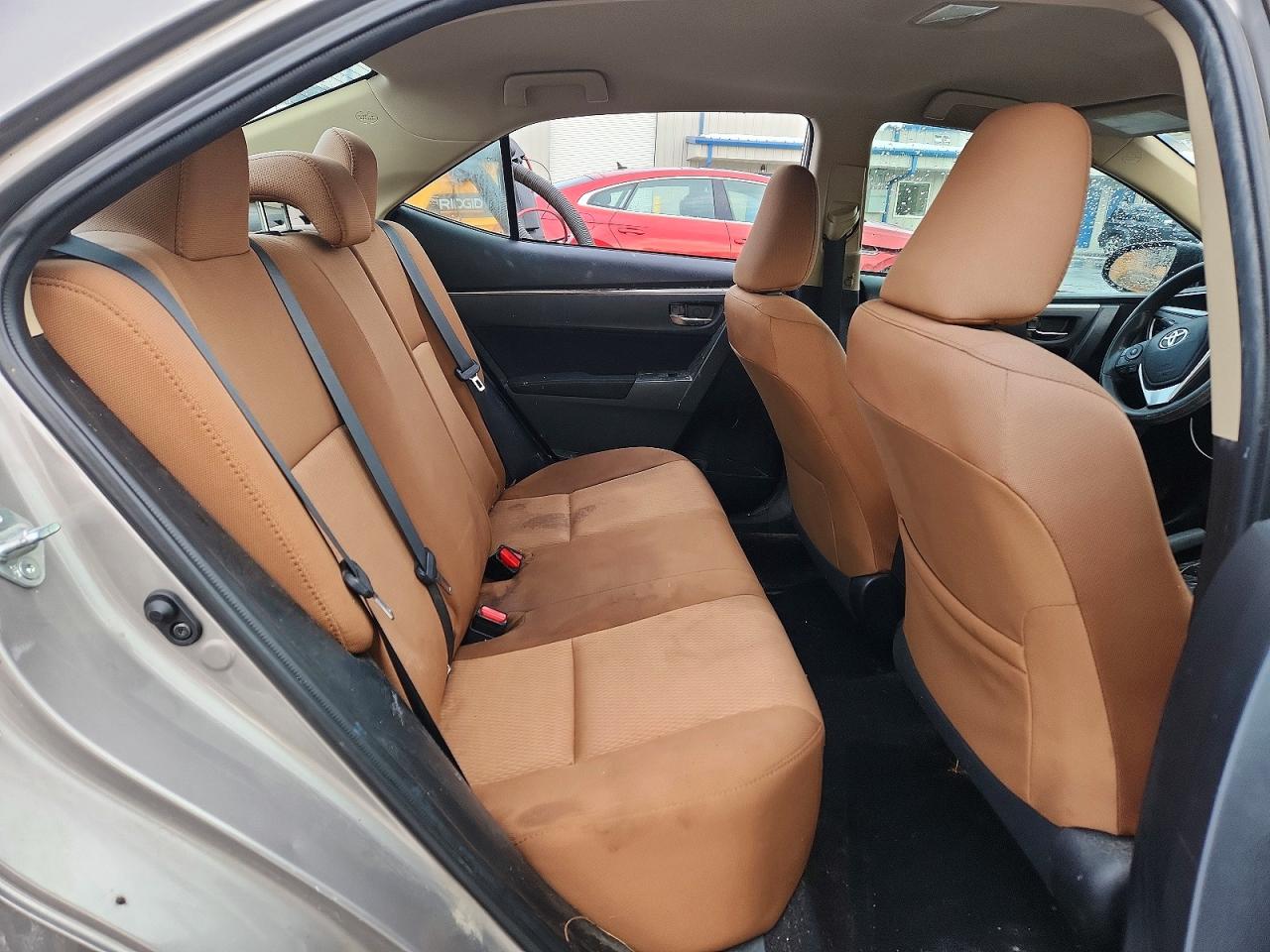 2014 TOYOTA COROLLA LE photo 10