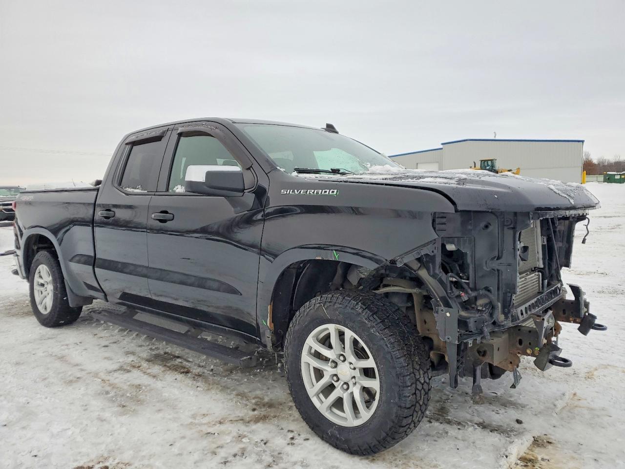 2019 CHEVROLET SILVERADO K1500 LT photo 4