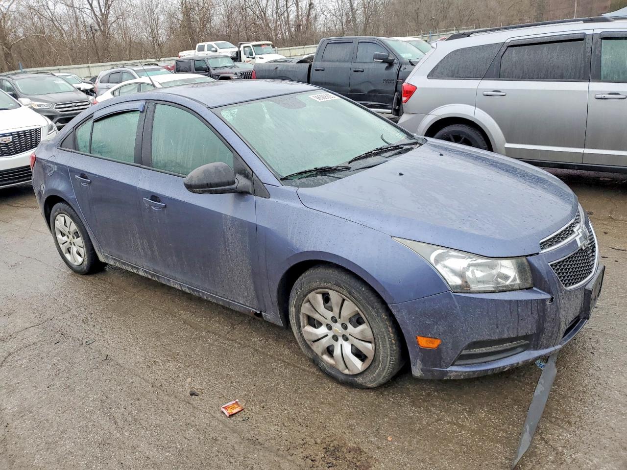2014 CHEVROLET CRUZE LS photo 4