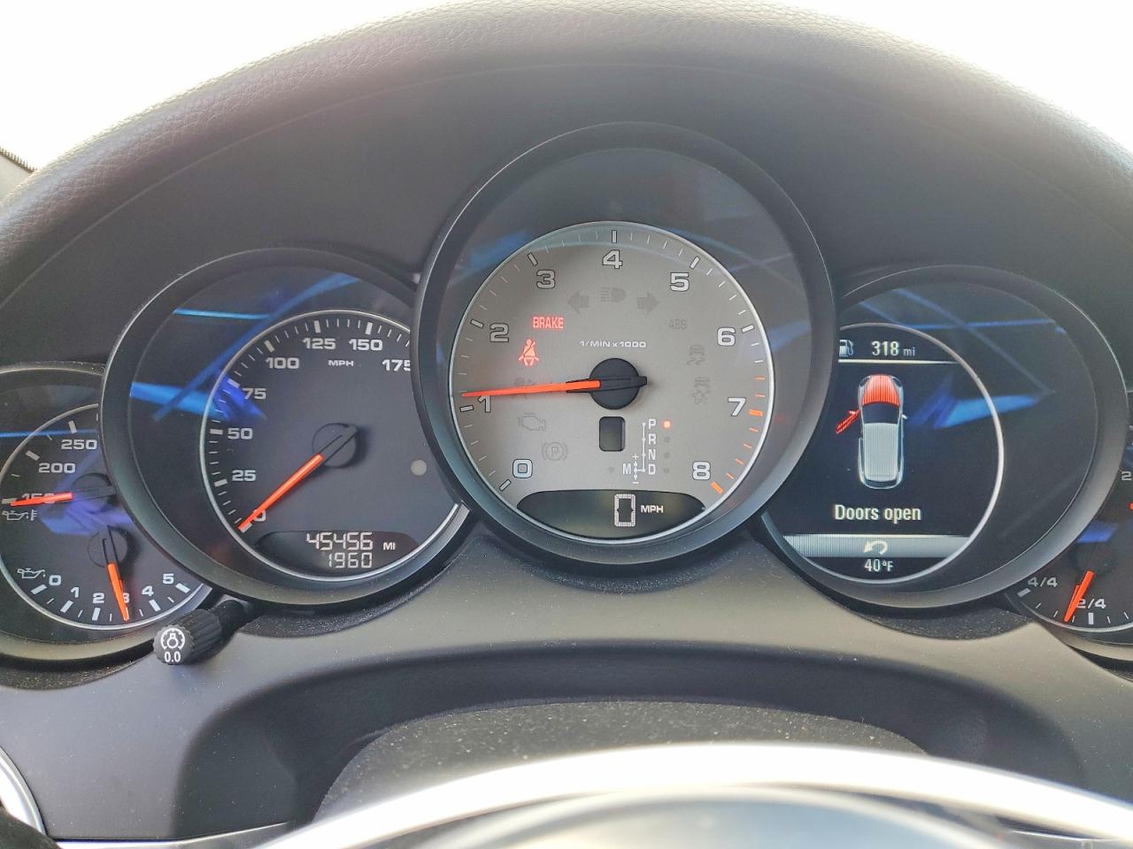 2015 PORSCHE CAYENNE S photo 9