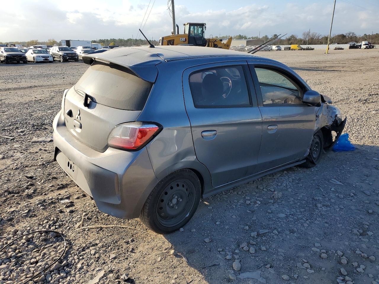 2023 MITSUBISHI MIRAGE ES photo 3