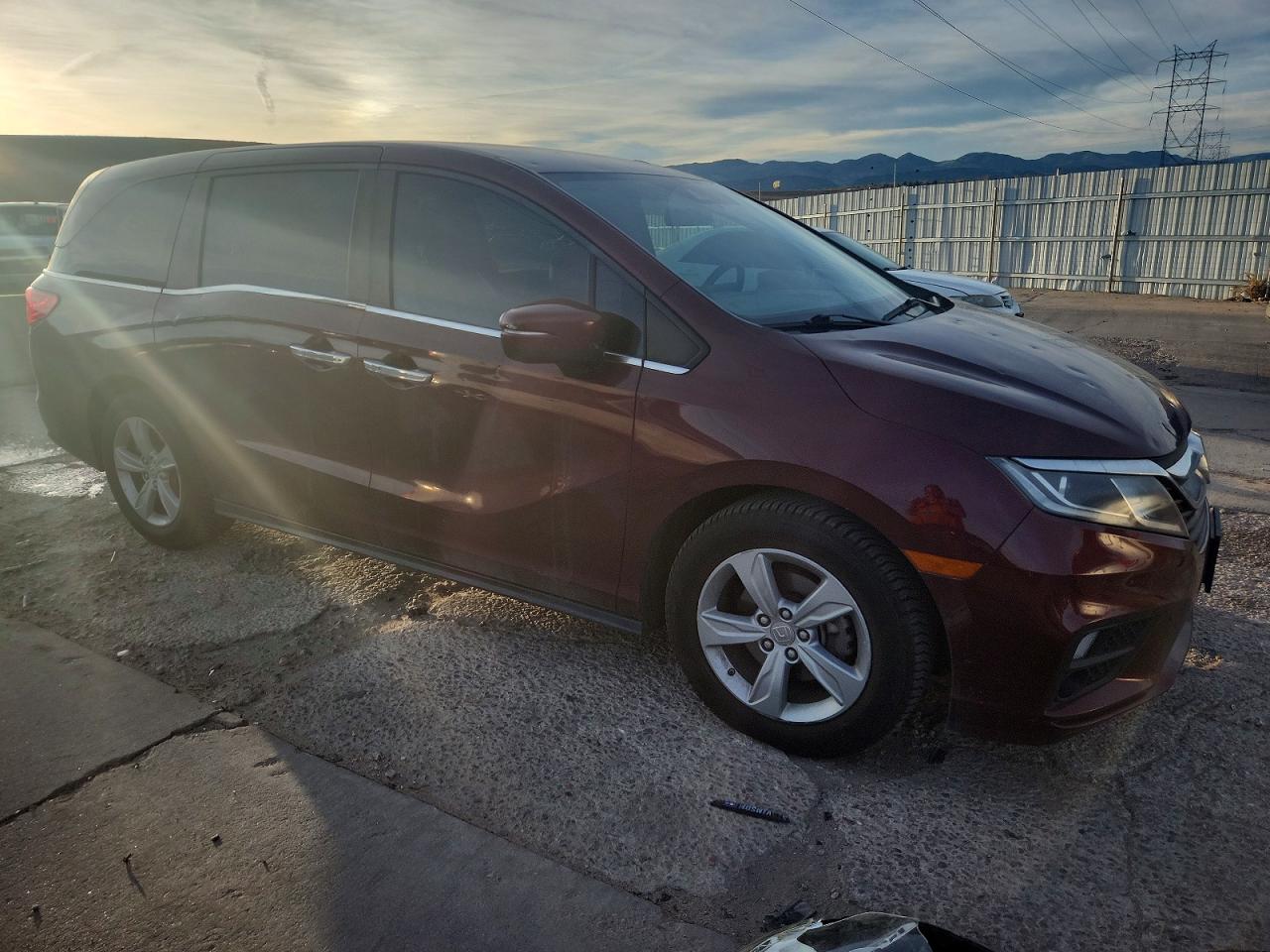 2019 HONDA ODYSSEY EX photo 4