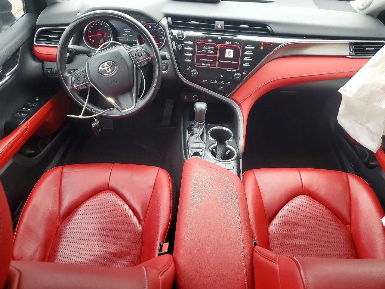 2019 TOYOTA CAMRY XSE photo 15