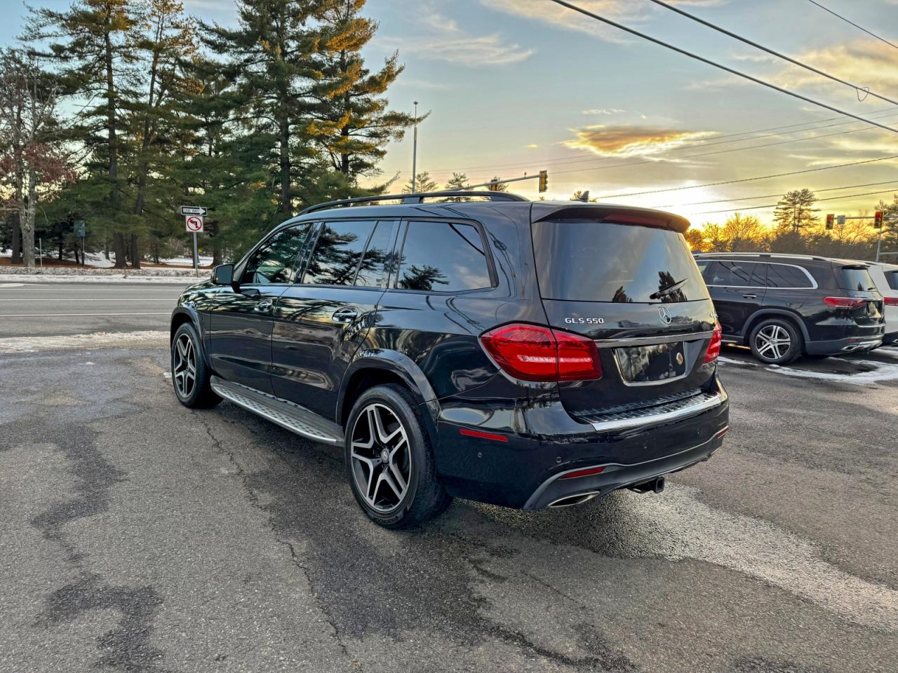 2017 MERCEDES-BENZ GLS 550 4MATIC photo 4