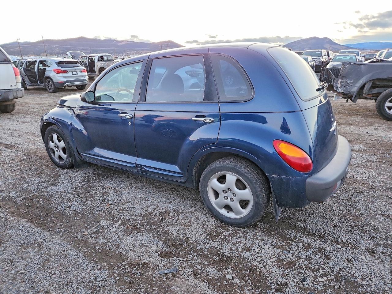 2001 CHRYSLER PT CRUISER photo 2