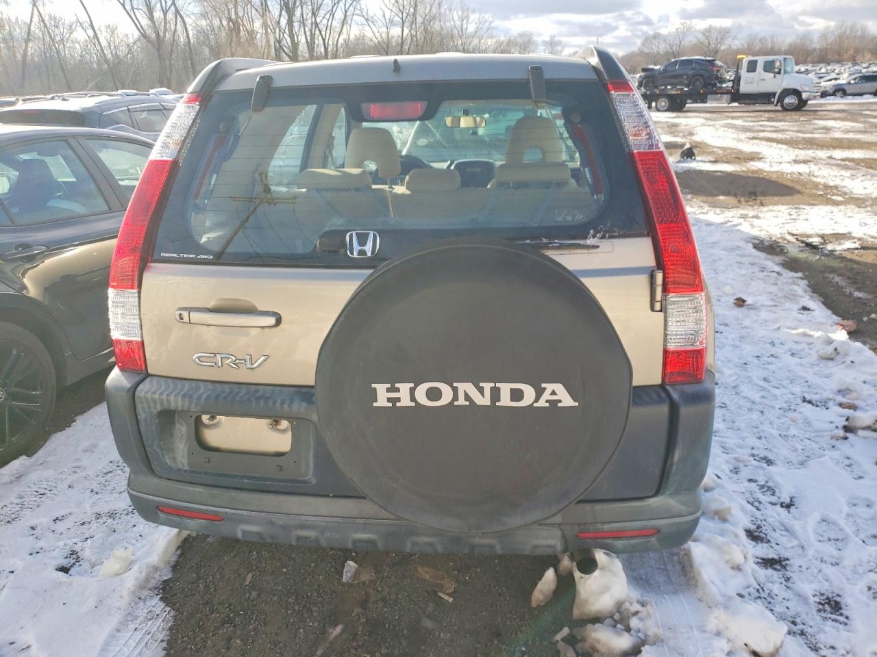 2005 HONDA CR-V LX photo 6