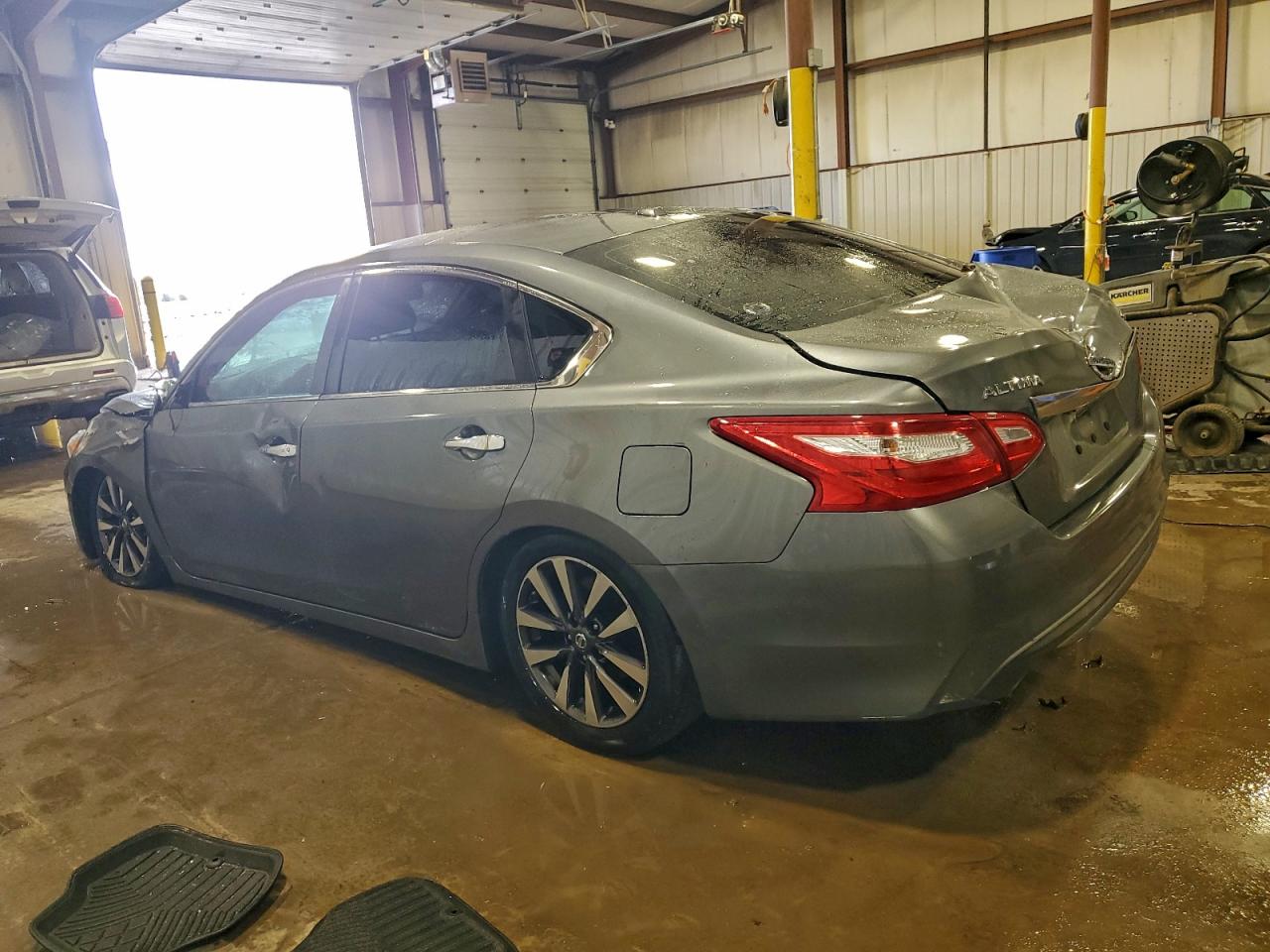 2017 NISSAN ALTIMA 2.5 photo 2