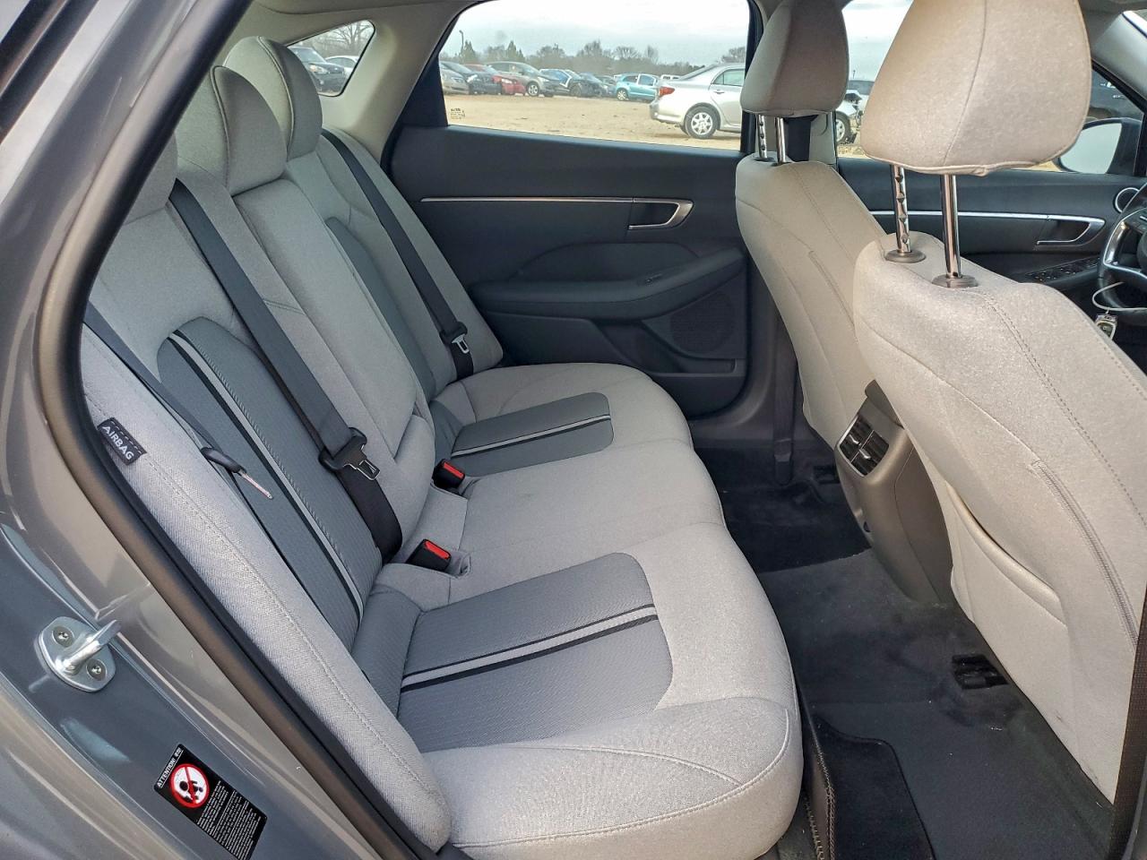 2020 HYUNDAI SONATA SEL photo 10