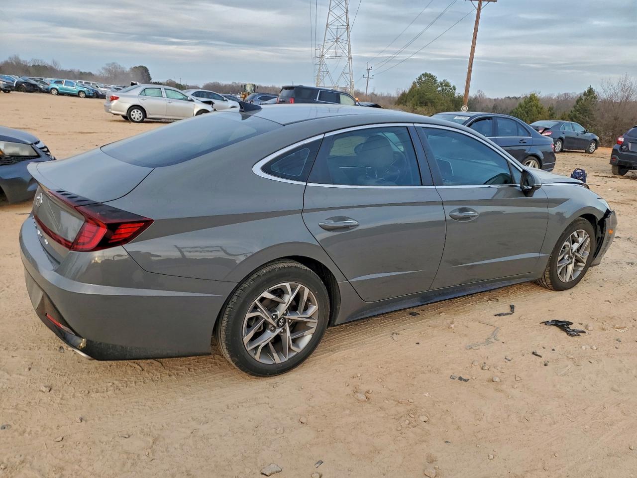 2020 HYUNDAI SONATA SEL photo 3