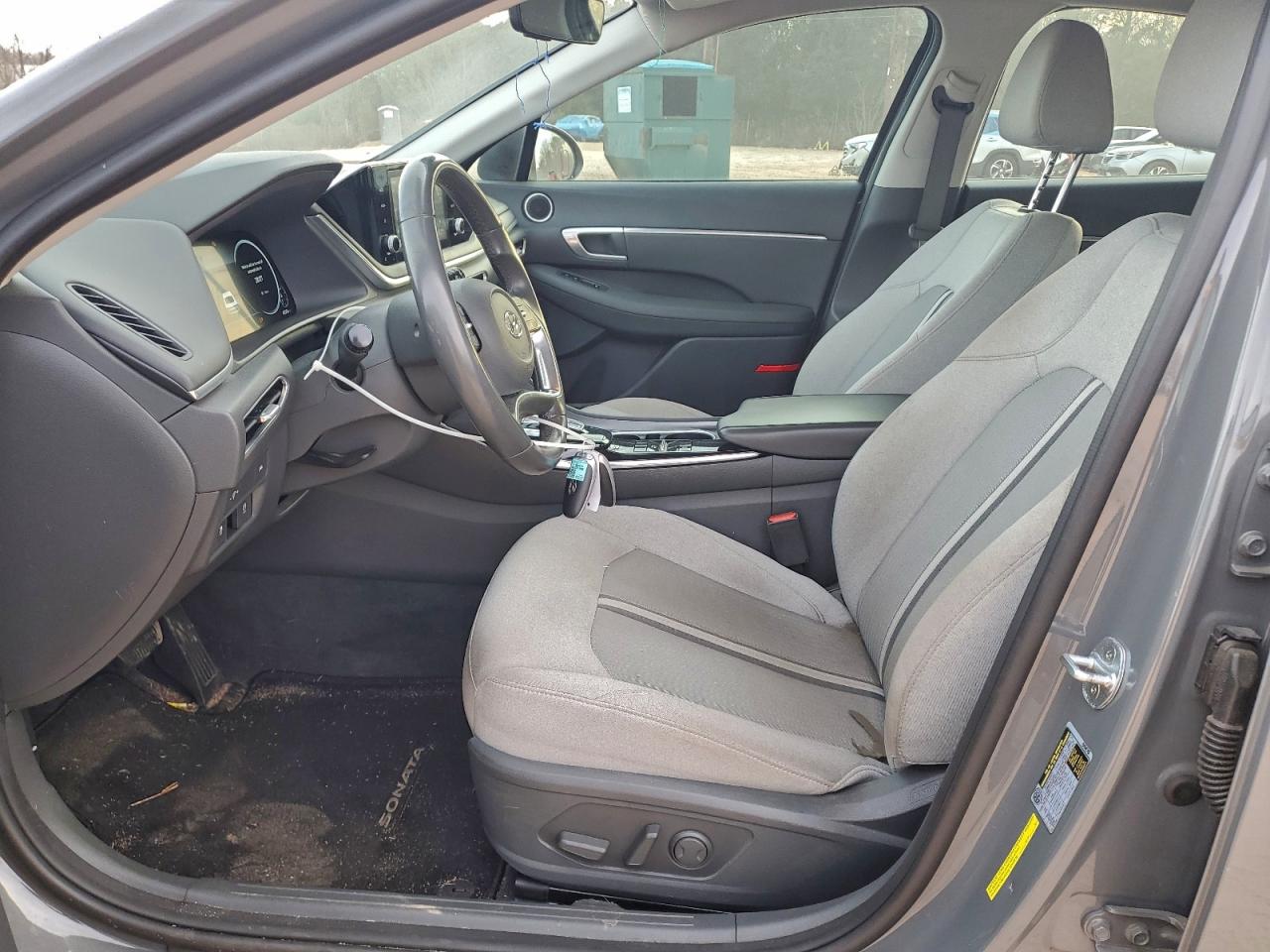 2020 HYUNDAI SONATA SEL photo 7