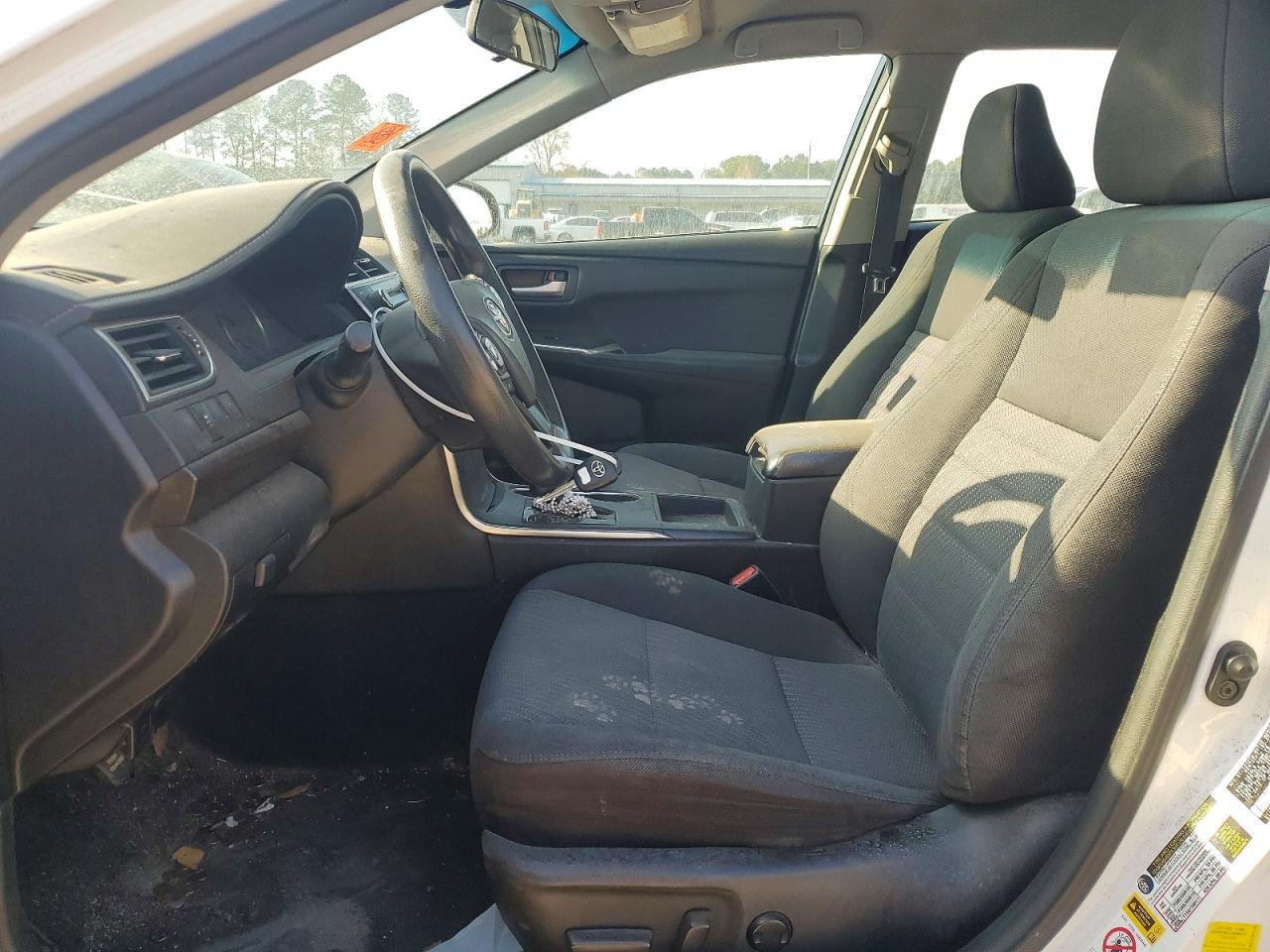 2016 TOYOTA CAMRY LE photo 7