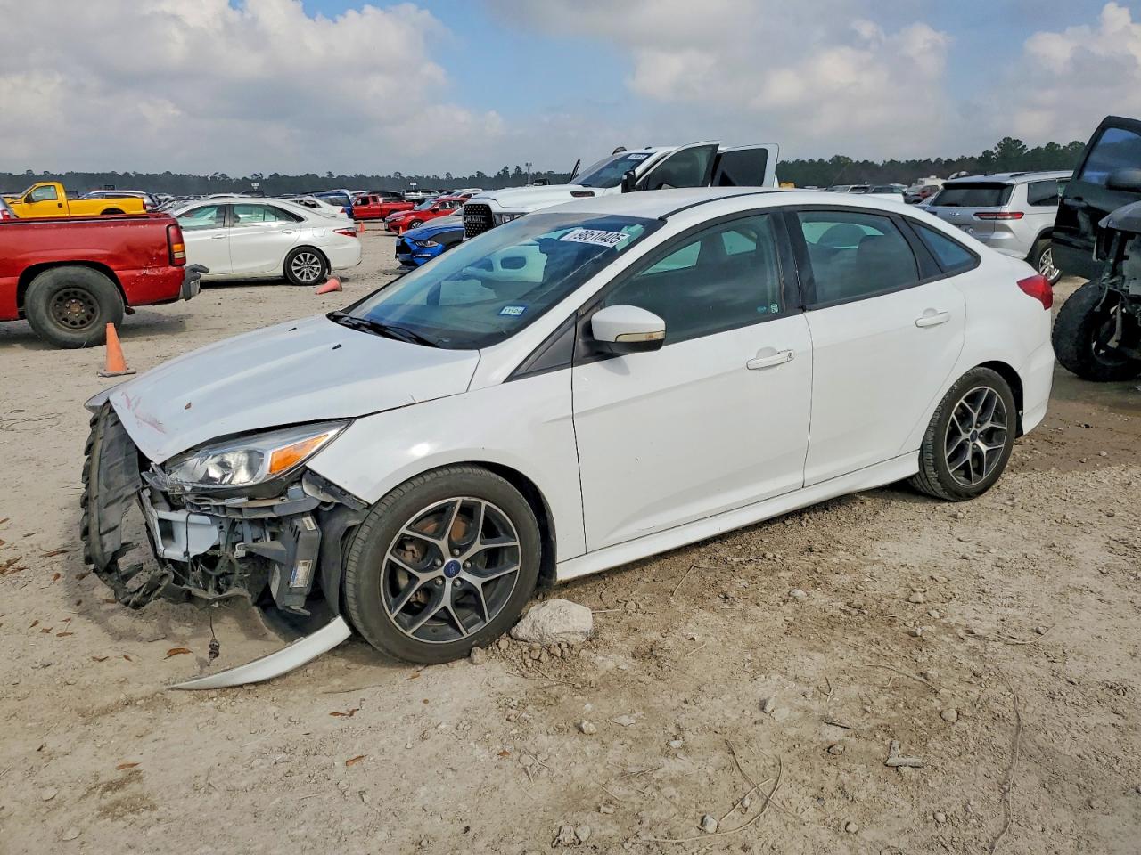 2015 FORD FOCUS