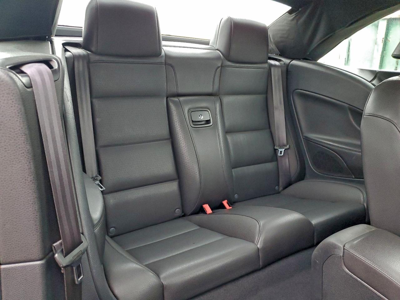 2010 VOLKSWAGEN EOS TURBO photo 10