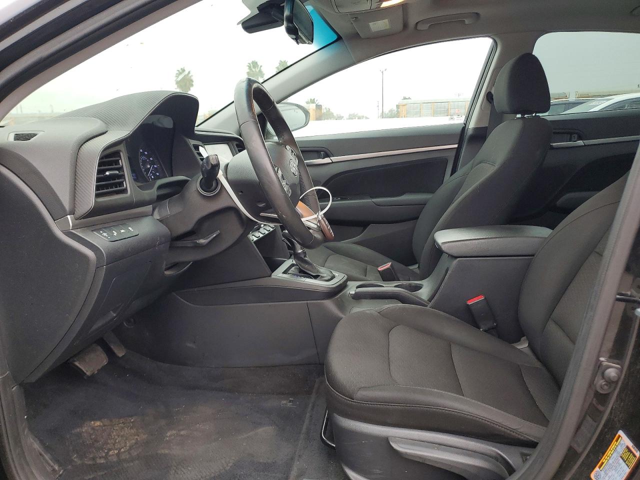 2020 HYUNDAI ELANTRA SEL photo 19