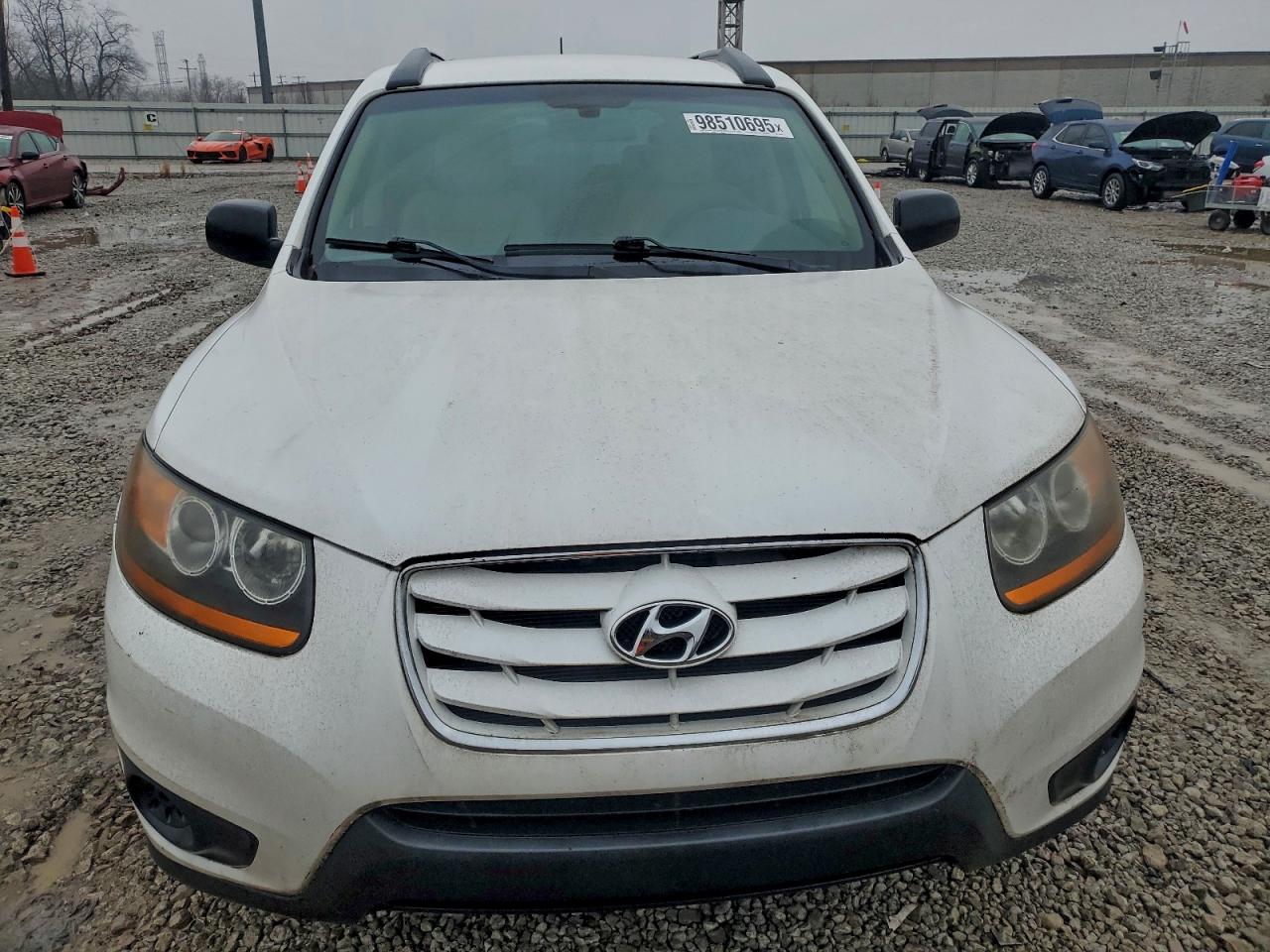 2011 HYUNDAI SANTA FE GLS photo 5