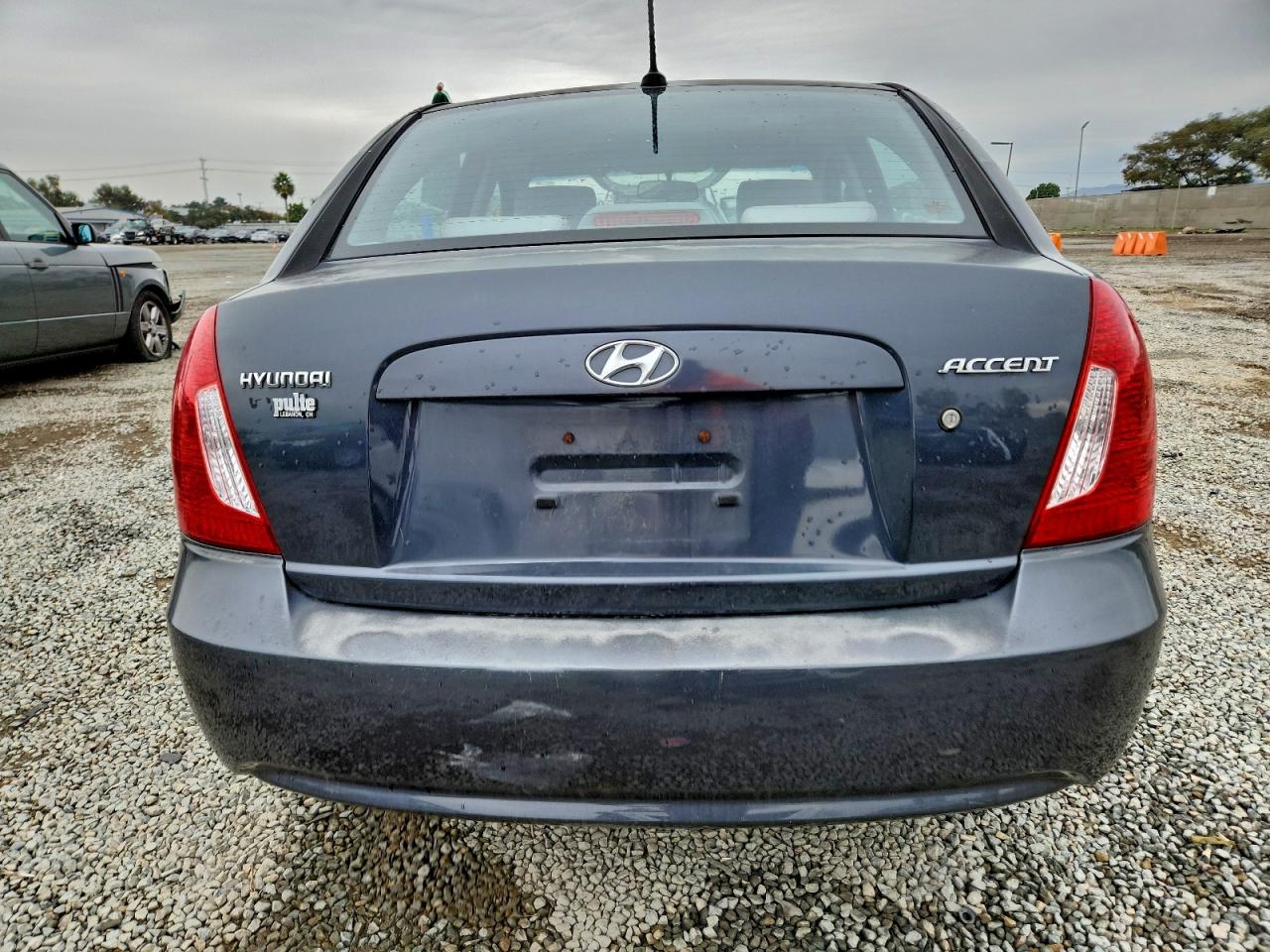 2011 HYUNDAI ACCENT GLS photo 6