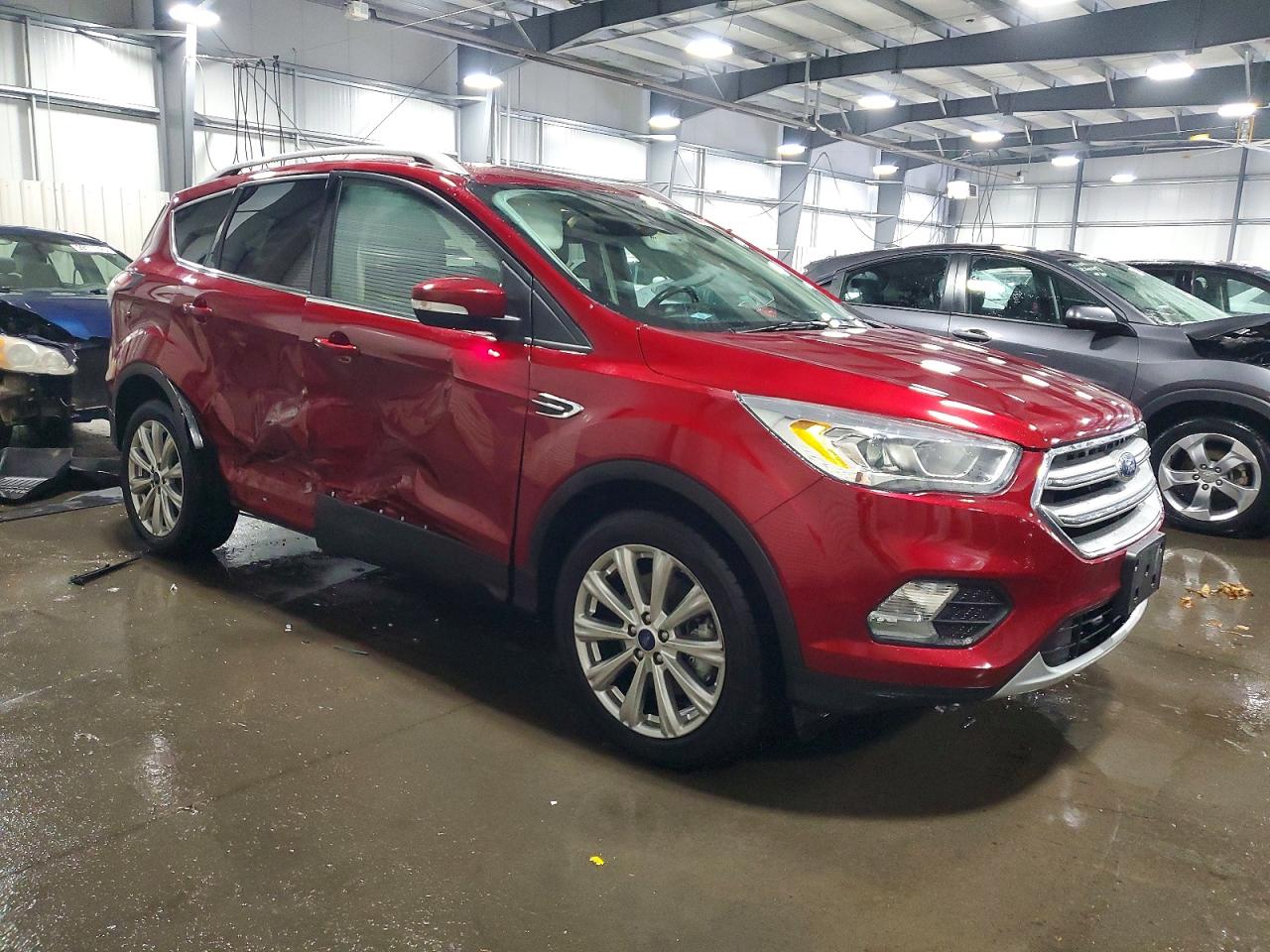 2017 FORD ESCAPE TITANIUM photo 4