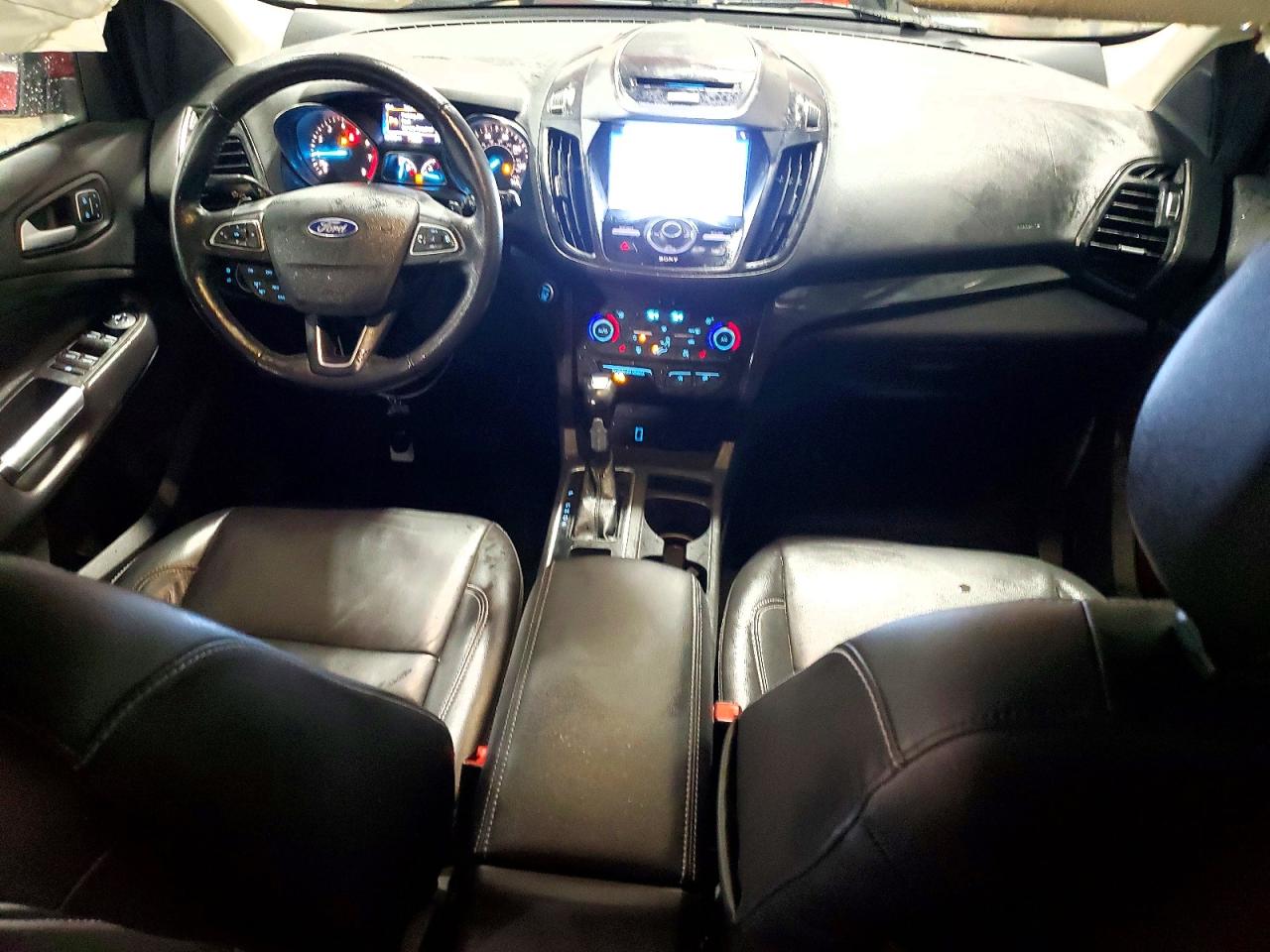2017 FORD ESCAPE TITANIUM photo 8